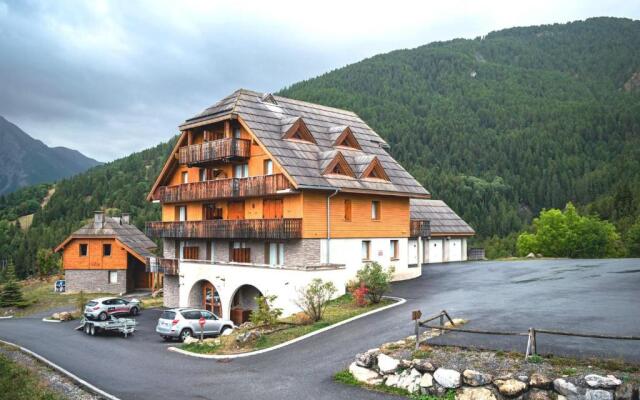 Appartement Uvernet-Fours, 3 pièces, 8 personnes - FR-1-504-189