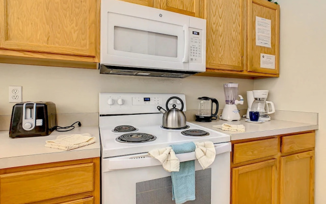 Spacious Emerald Escape - 12 Mins to Disney