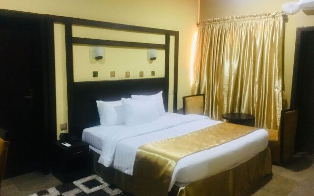 Blue Moon Beach Hotel & Resort