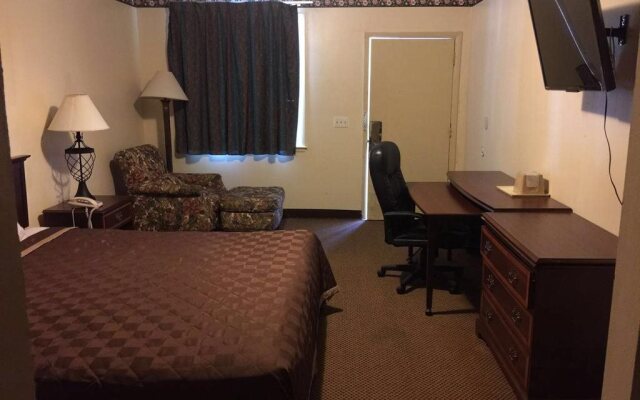 Deluxe Inn - Statesboro