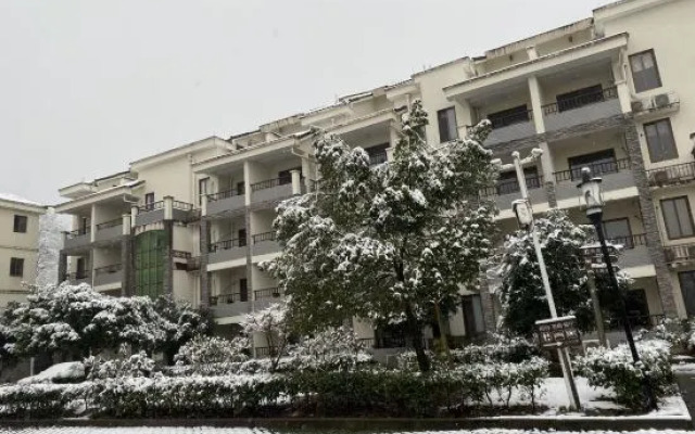 Huanting· Shanshuitongli Hotel