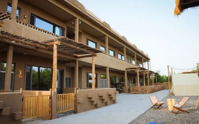 Zhongwei Mosha Xingye Homestay (Huanghe Shapotou) — 3-star hotel in Zhongwei