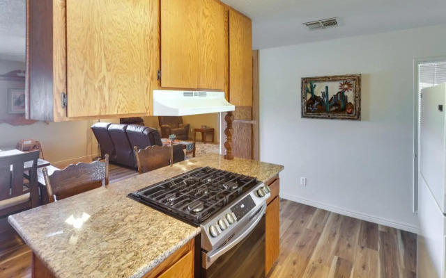 Dog-friendly Bullhead City Home - Walk to Beach!