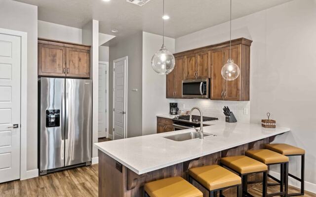 Red Mountain Springs #23 by RedAwning