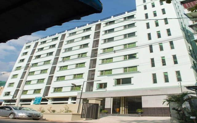 Silver Green Hotel Yangon