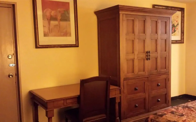 Serena Inn Goldsboro