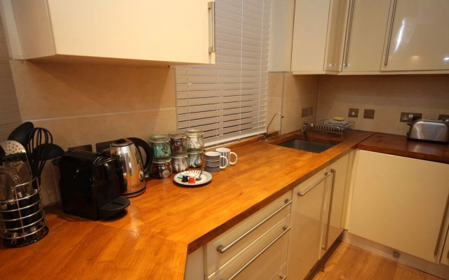 Cosy Studio Oxford Street Best Location