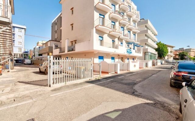 Homely Apartment in Rimini With Balcony