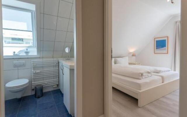 Kaept_n Gordon_ App_ 15