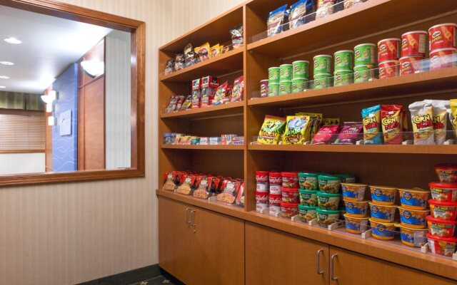 Holiday Inn Express & Suites Burlington by IHG