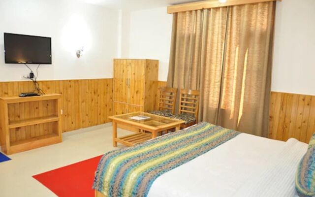 Hotel Aman Palace Kasol