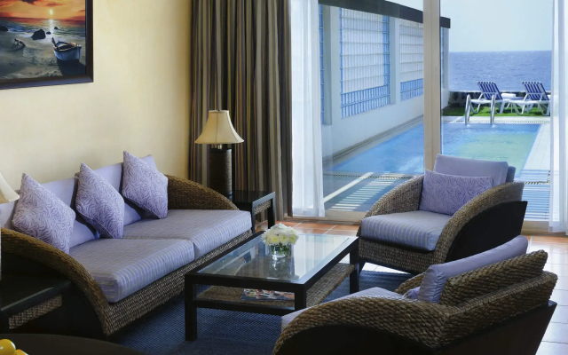 Al Nawras Island Resort