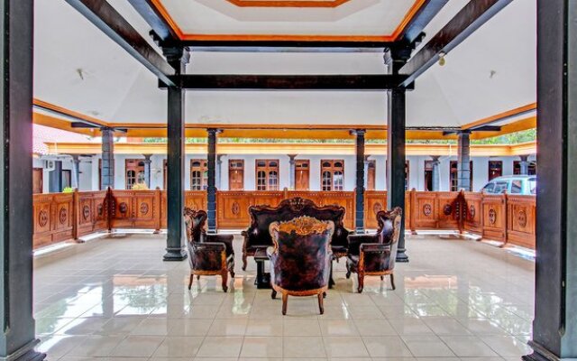 OYO 92290 Hotel Permata Sari