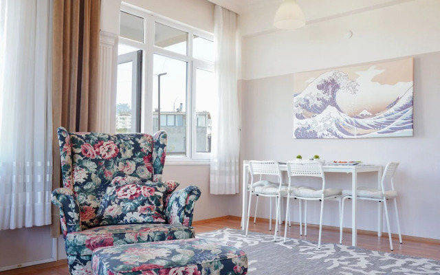 Nazende_beautiful Sea View Flat in Lovely Old Town