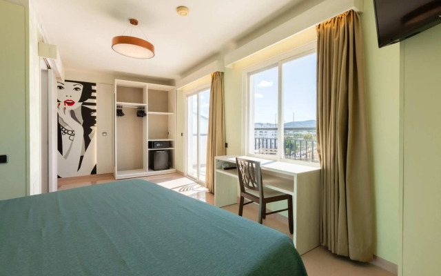 The Red Hotel by Ibiza Feeling - Adults only