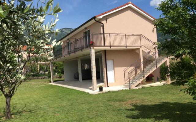 Apartments Raskovic I