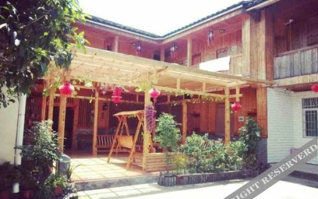 Tulou Yunshuiyao Jianjia Inn