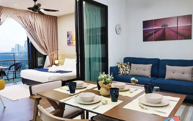 Almas Suites Puteri Harbour