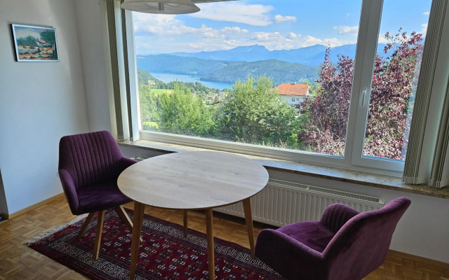 Haus am Hügel