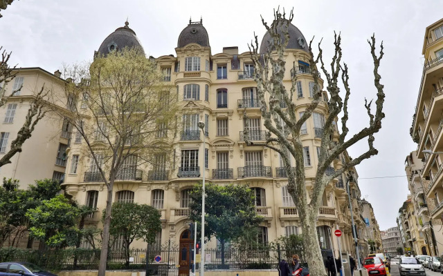 Hotel Victor Hugo