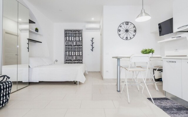 Black and White Apartment