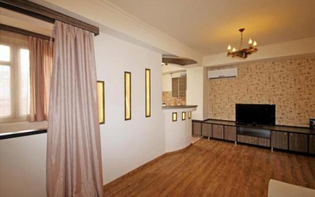 Freedom Apartments on Saryan street