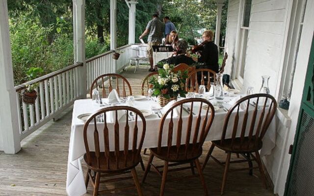 The Stovall House