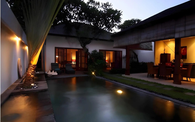 Ellora Villas