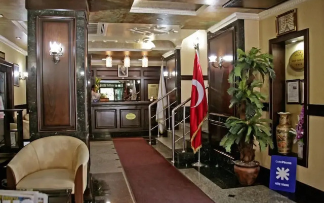 Omur Hotel