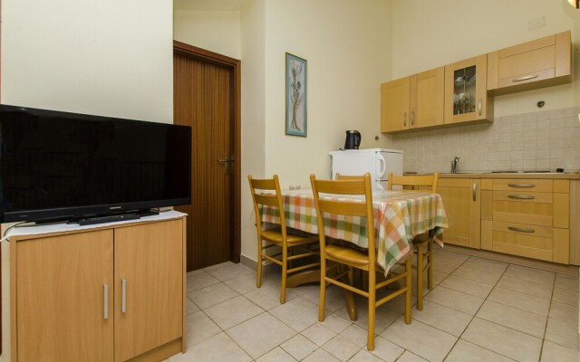 Apartments Toni Sea view