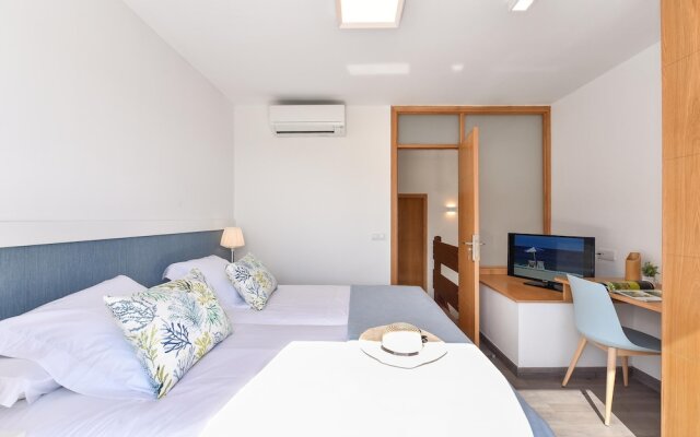 Beachfront Duplex Morea Puerto Rico 4