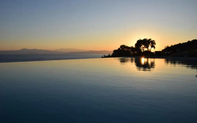 Elimnion Resort