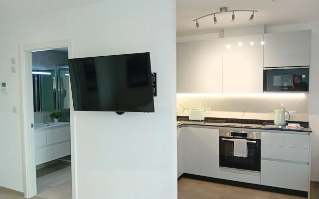 Beautiful Studio in Gibraltar - E1