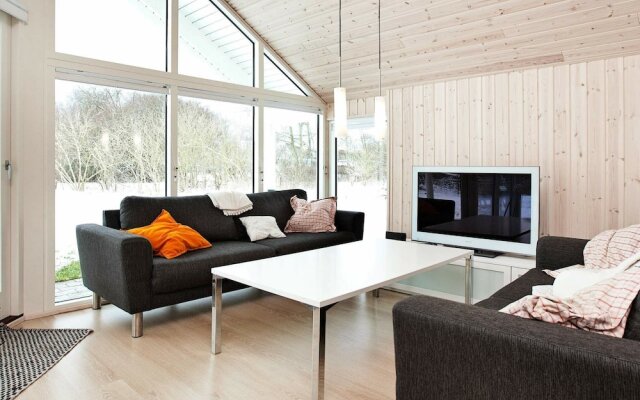 Serene Holiday Home in Dannemare With Indoor Whirlpool