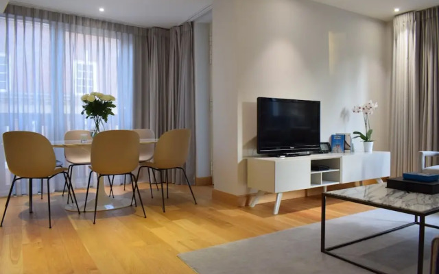 3 Bedroom Flat in Westminster