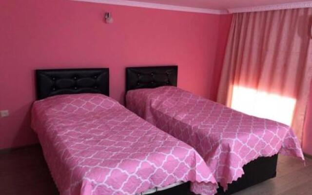 Julis House
