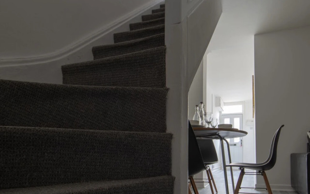 Lux Apartments 3 Bedroom House - Gorst