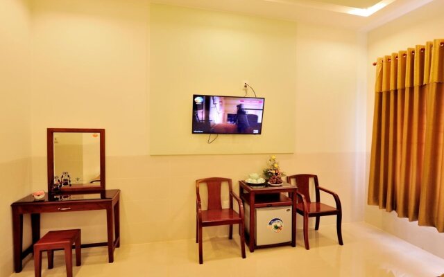 Dong Xanh Hotel
