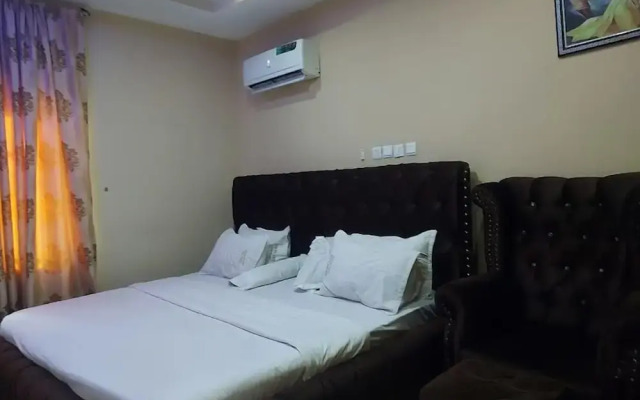 Paradise  Hotel and Suites
