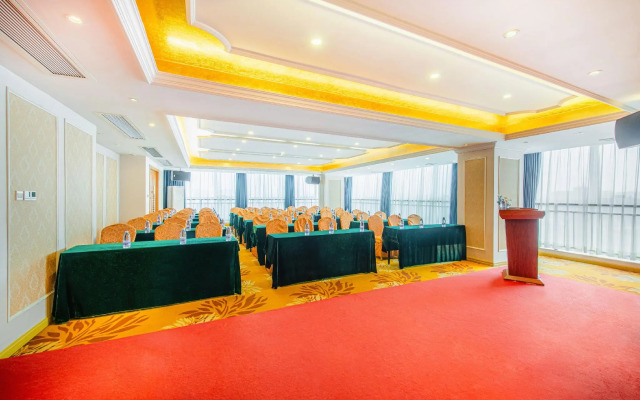 Vienna Hotel Dongguan Tangxia Garden Street