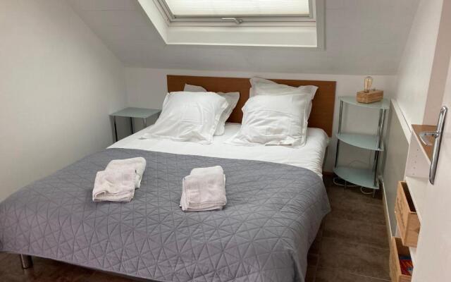 2 pièces, idéalement situé plage et centre ville