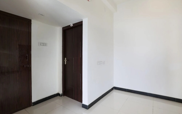Varna Residency by OYO Rooms