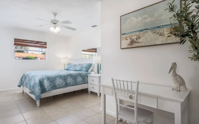 Nokomis Home Close to Beach