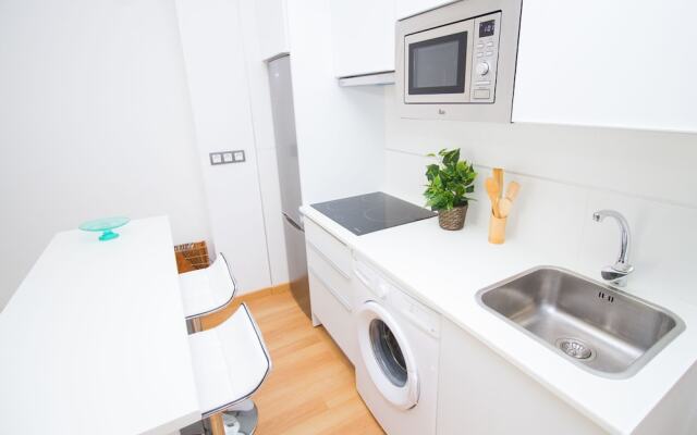 Beautiful one bedroom Refino