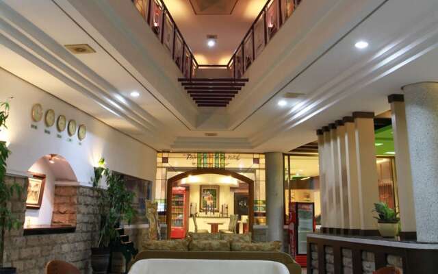 ZEN Rooms Kalimas KH Mas Mansyur