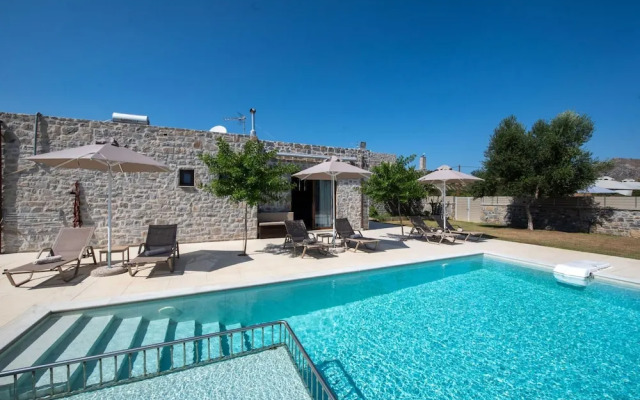 Villa Liatiko With Private Pool