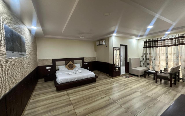 OYO 28397 Hotel Anant