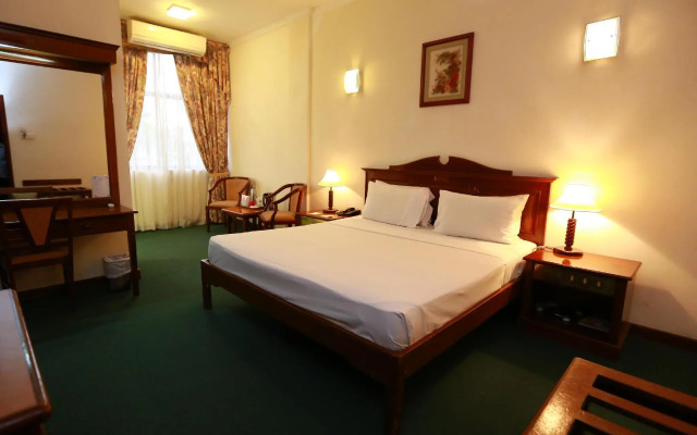 Hotel Sapphire