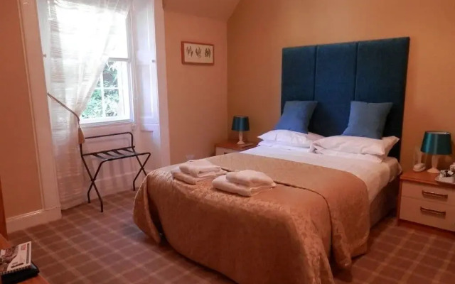 The Glen Guesthouse