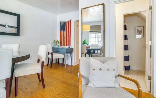 Airy Nantucket Escape in Historic Downtown!